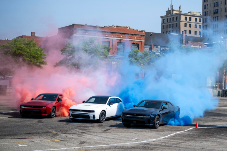 Fifth Annual ‘Roadkill Nights Powered by Dodge’ Draws Nearly 50,000 Performance Enthusiasts to Street-legal Drag Racing on Woodward Avenue